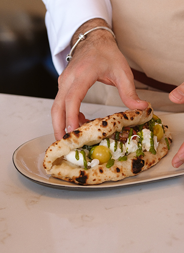 Ankara’da gurme lezzetler, Ankara’da yemekleri güzel restoran, Ankara ödüllü lezzet mekanları, Ankara kahvaltı mekanları, Çankaya en iyi kahvaltı, Ankara brunch mekanları, Ankara’da açık hava kahvaltısı, Ankara serpme kahvaltı önerileri, Ankara’da Pazar kahvaltısı mekanları